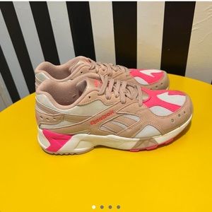 Reebok Aztrek Cardi B